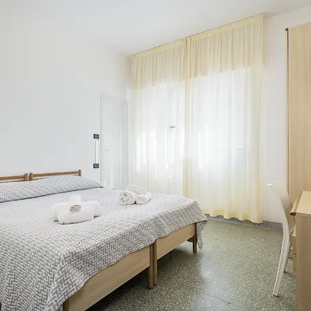Hotel Altamarea Cesenatico Exterior photo