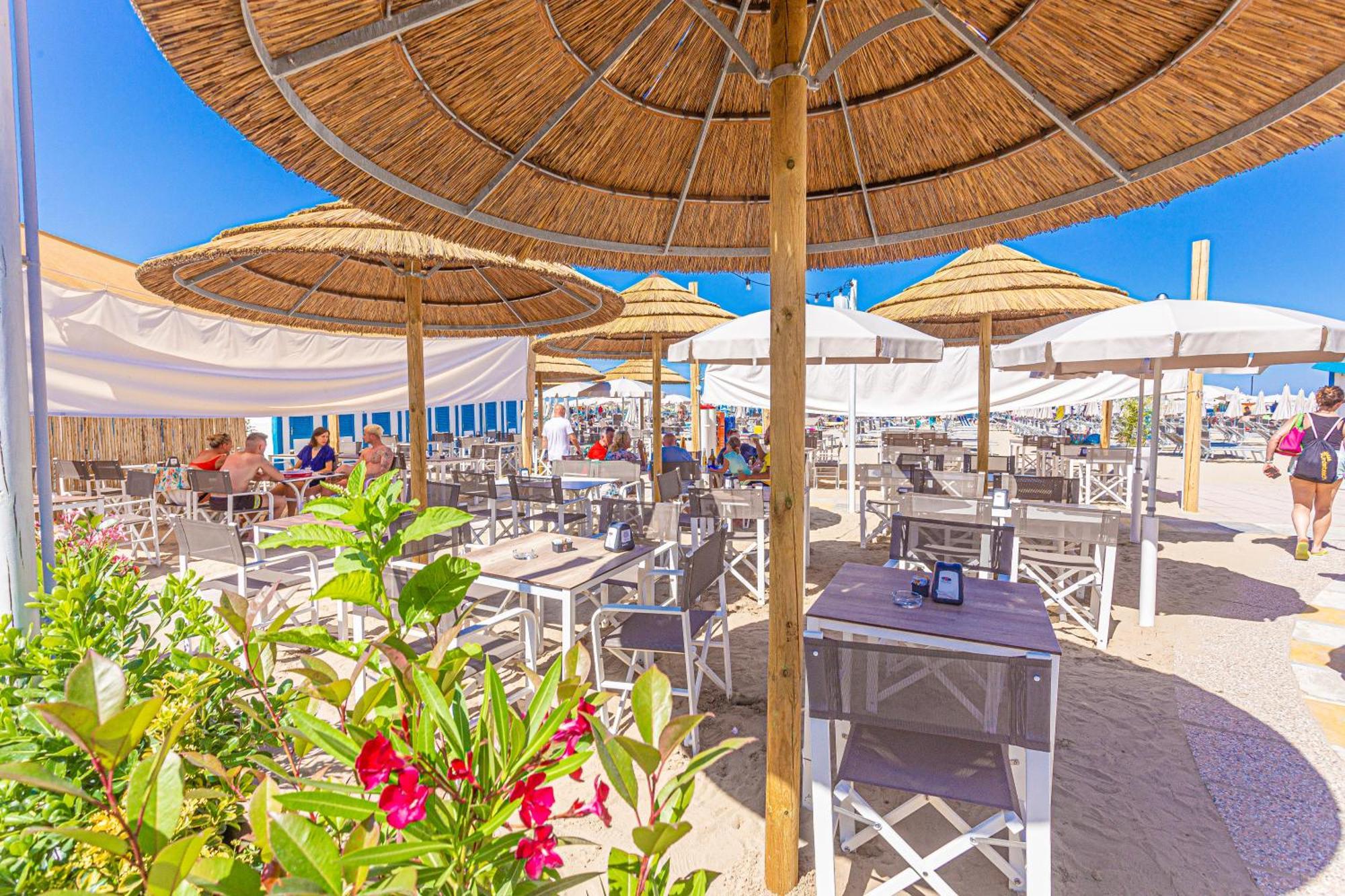 Hotel Altamarea 3*